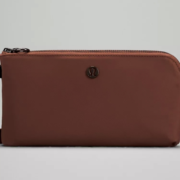 Lululemon Curved Wallet - Picture 2 of 3